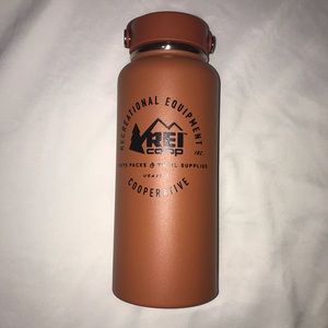 NWT HYDRO FLASK by REI co op limited edition
